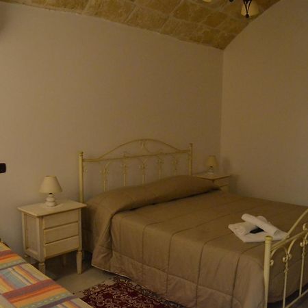 Crispiano Al Borgo Antico Ristorante E B&B المظهر الخارجي الصورة