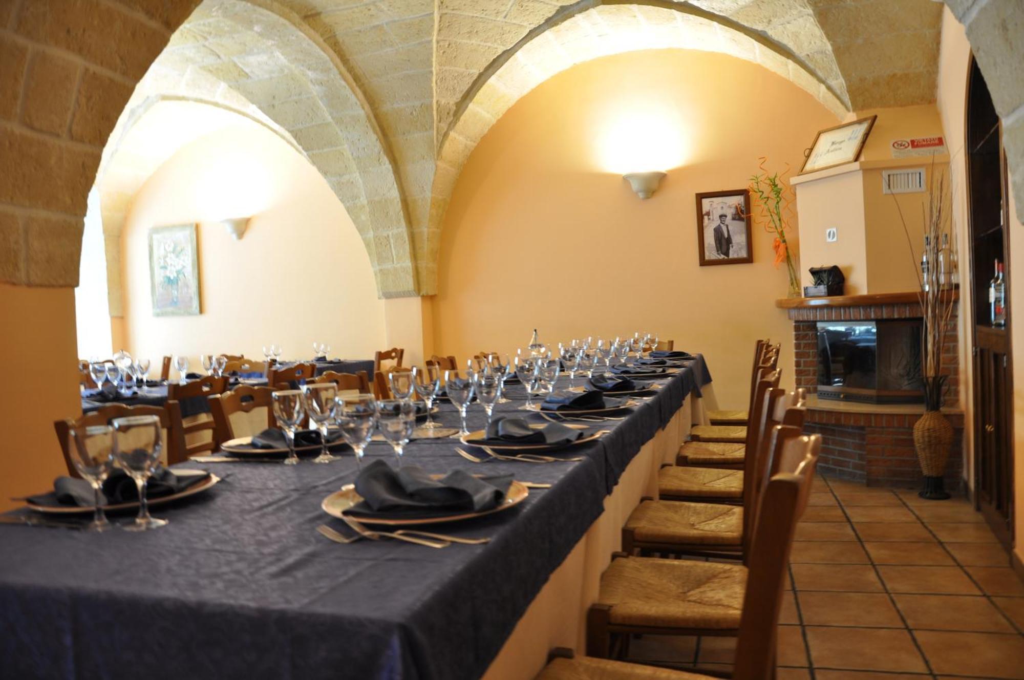 Crispiano Al Borgo Antico Ristorante E B&B المظهر الخارجي الصورة