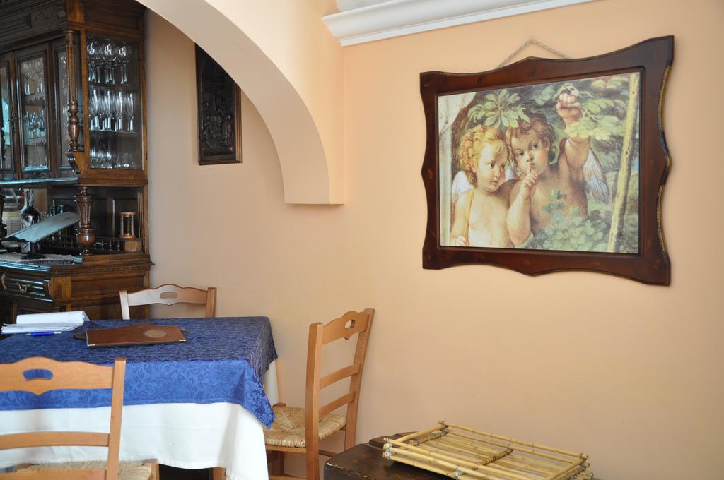Crispiano Al Borgo Antico Ristorante E B&B المظهر الخارجي الصورة
