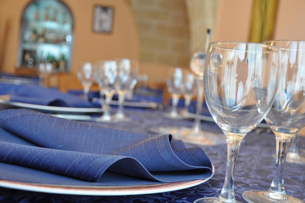 Crispiano Al Borgo Antico Ristorante E B&B المظهر الخارجي الصورة